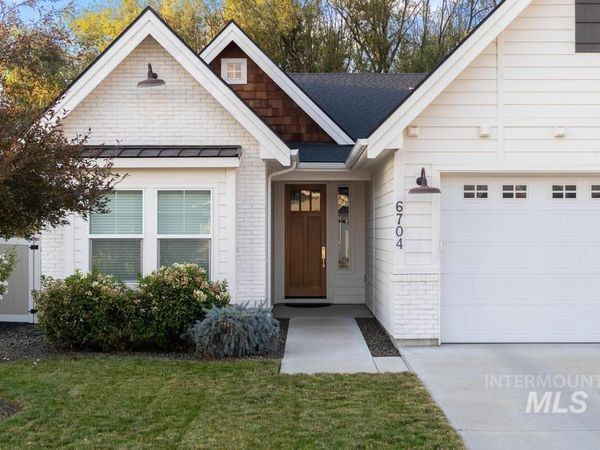 6704 W Hammermill Dr, Boise, ID 83714