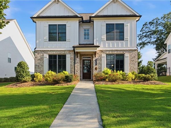 3241 Rockbridge Road, Avondale Estates, GA 30002