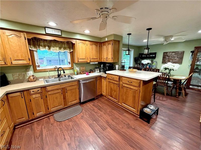 1282 Independence Circle SE, New Philadelphia, OH 44663 Photo 13