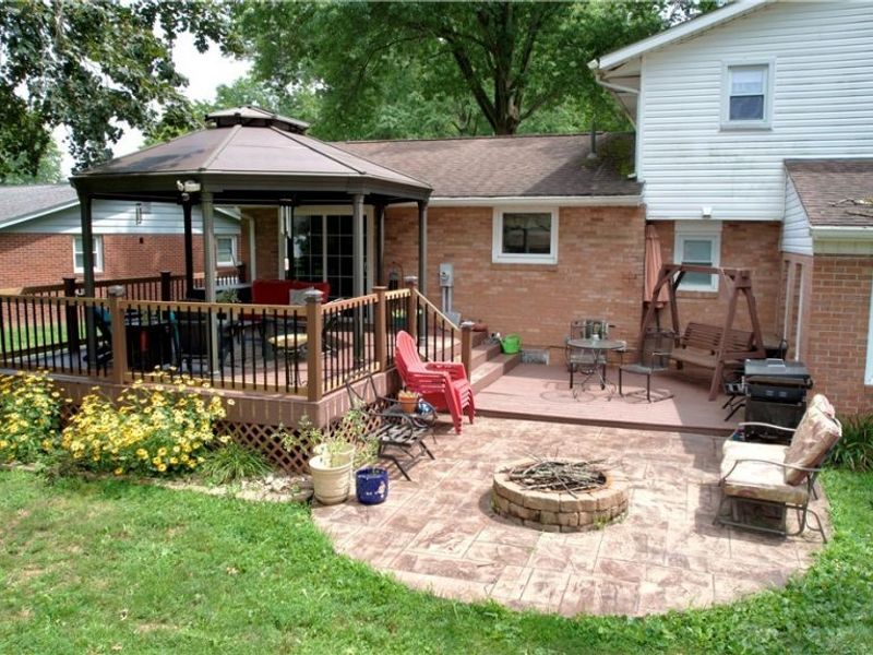 1282 Independence Circle SE, New Philadelphia, OH 44663 Photo 32