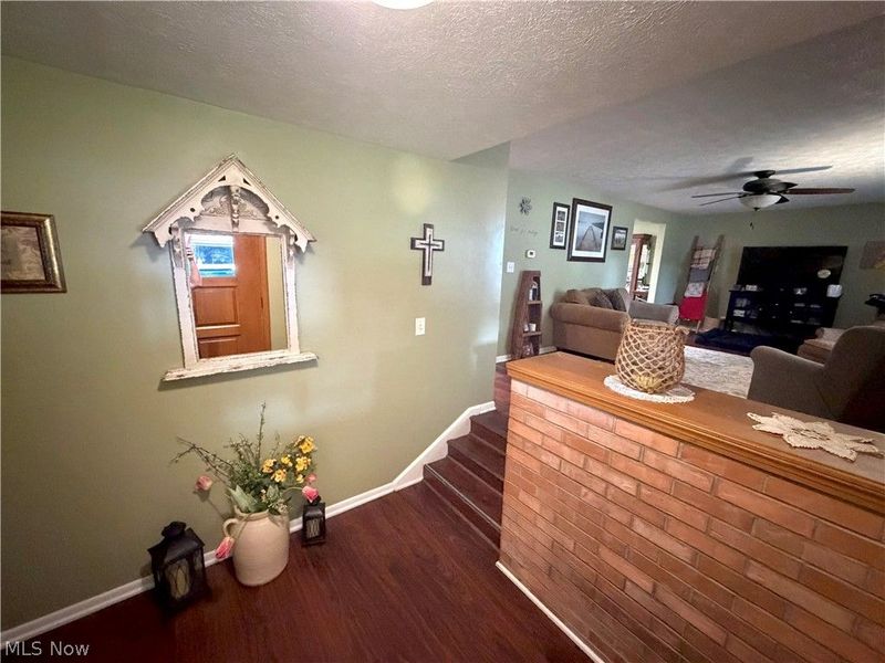 1282 Independence Circle SE, New Philadelphia, OH 44663 Photo 8