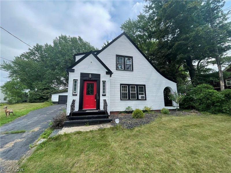 2235 Montclair Avenue, Youngstown, OH 44511 Photo 1