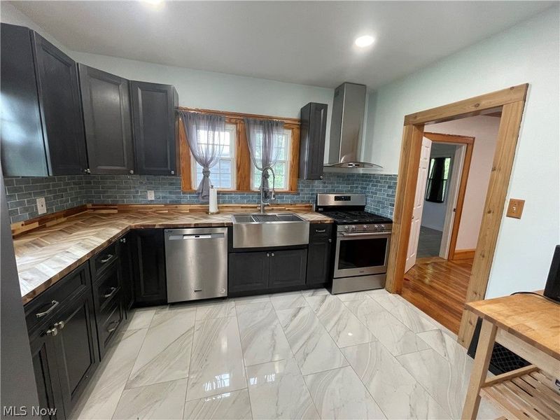 2235 Montclair Avenue, Youngstown, OH 44511 Photo 10
