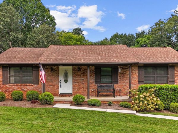 11029 Hughlan Drive, Knoxville, TN 37934