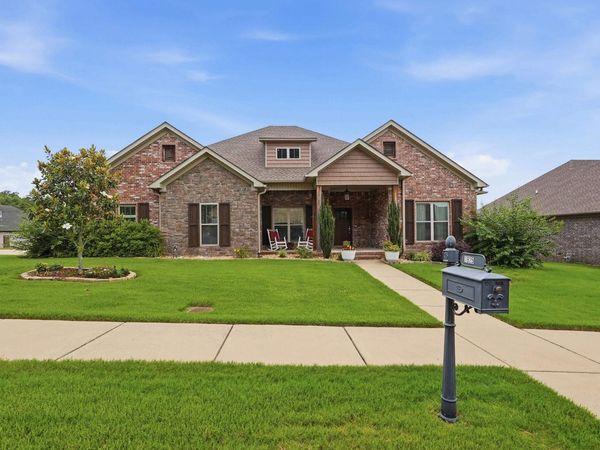 1925 Josh Drive , Conway, AR 72034