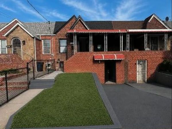 145-39 158th Street , Jamaica, NY 11434