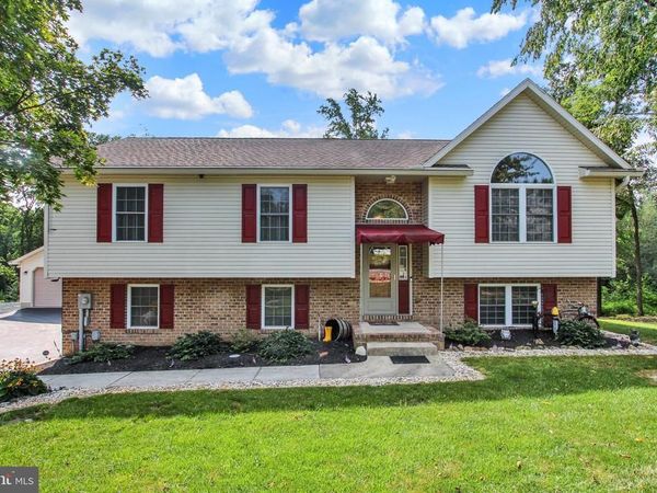175 LEEDY ROAD , SPRING GROVE, PA 17362