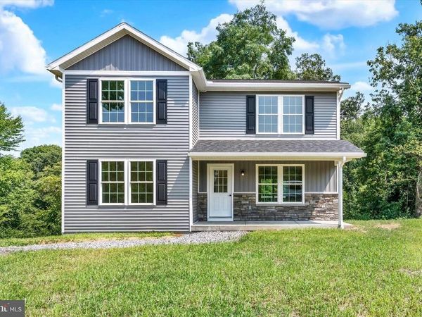 868 SLEEPY HOLLOW DR , MOHRSVILLE, PA 19541