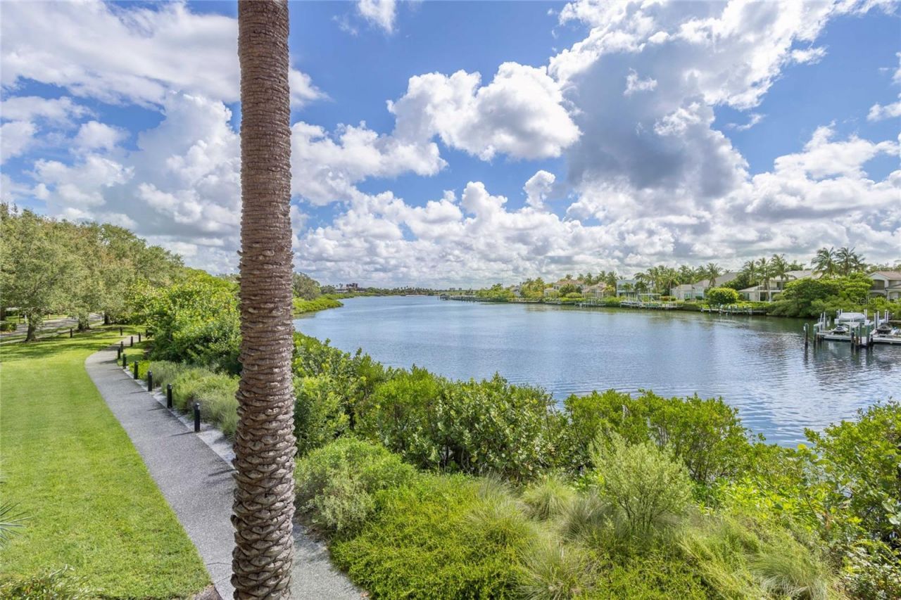 225 Sands Point Road, Unit 6103, Longboat Key, FL 34228 Photo