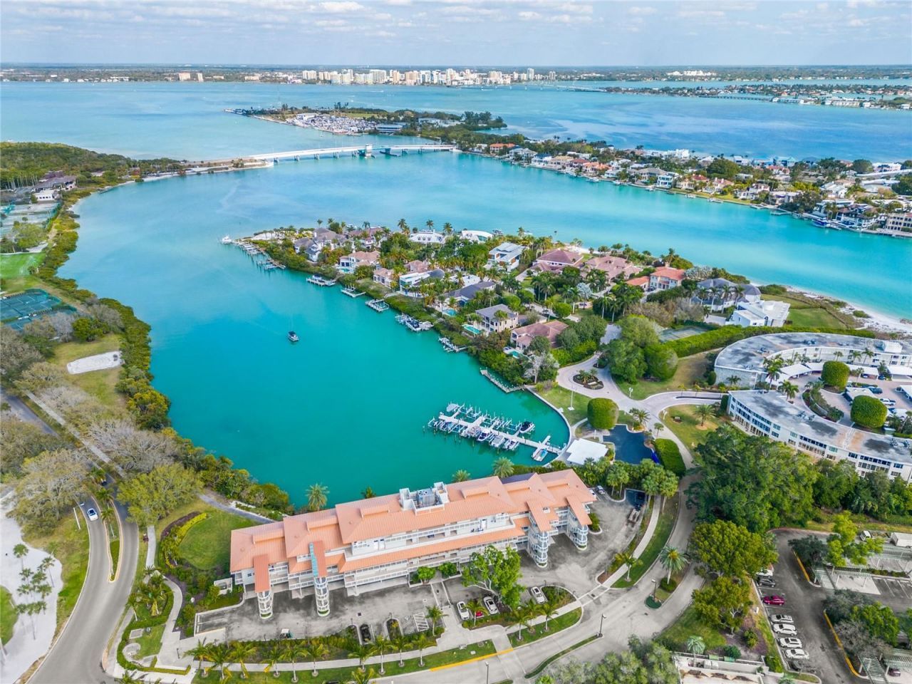 225 Sands Point Road, Unit 6103, Longboat Key, FL 34228 Photo