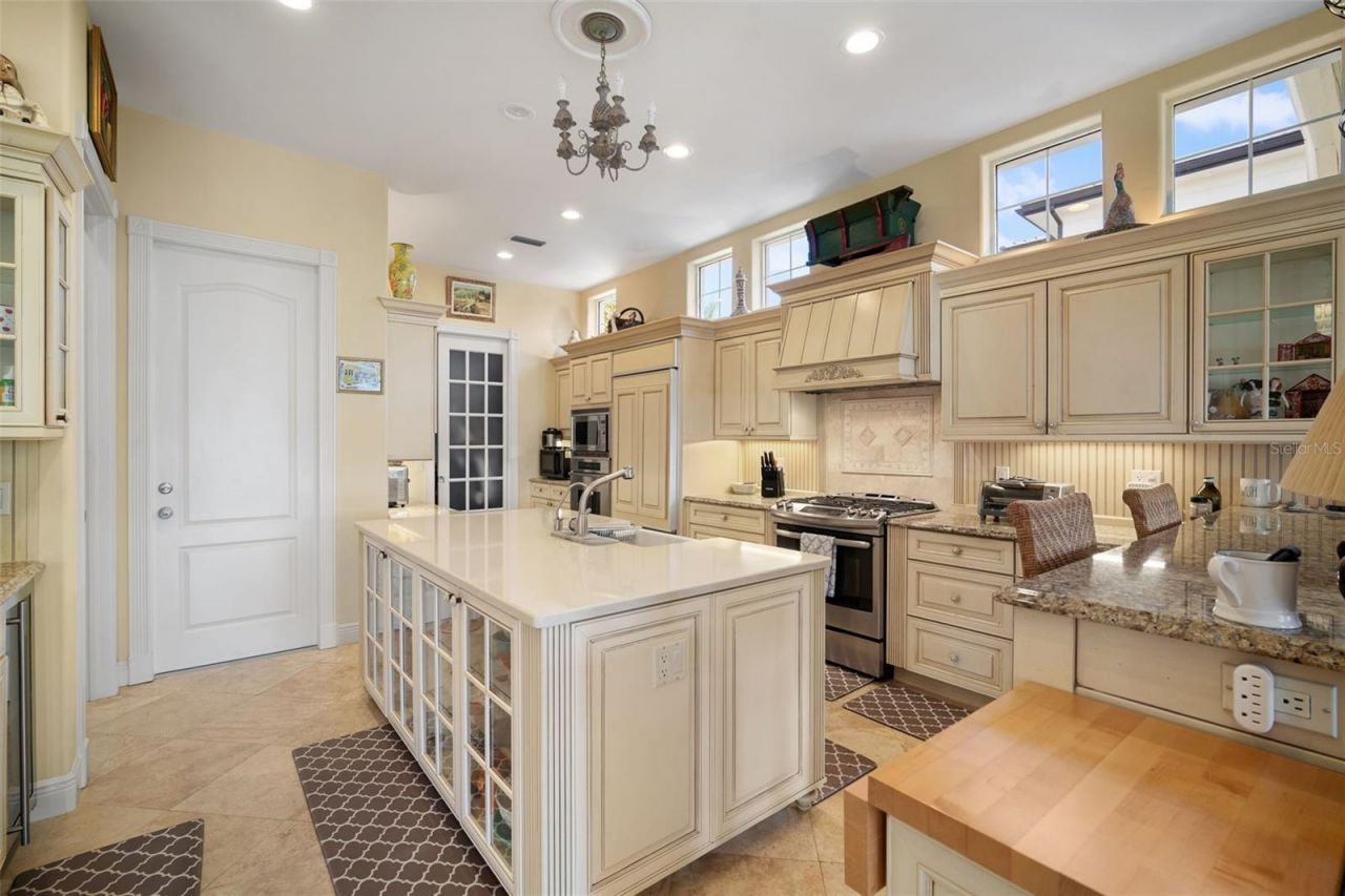 1444 Harbor Drive, Sarasota, FL 34239 Photo