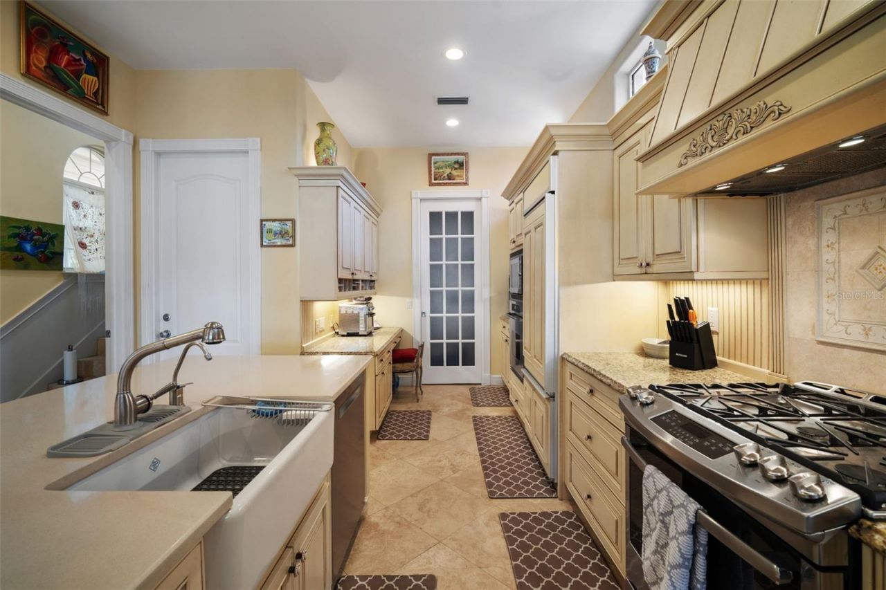 1444 Harbor Drive, Sarasota, FL 34239 Photo