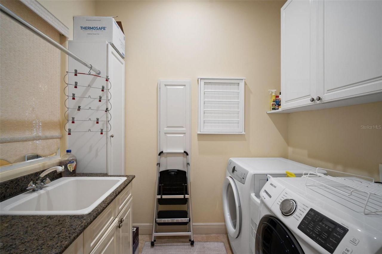 1444 Harbor Drive, Sarasota, FL 34239 Photo