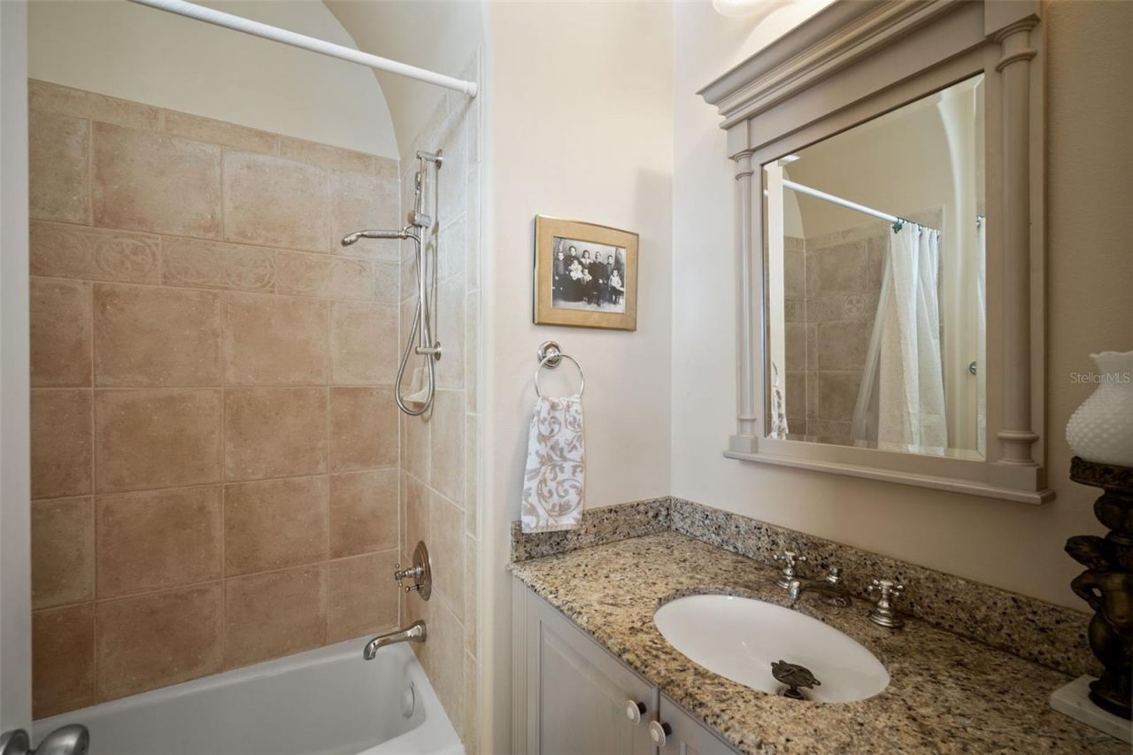 1444 Harbor Drive, Sarasota, FL 34239 Photo