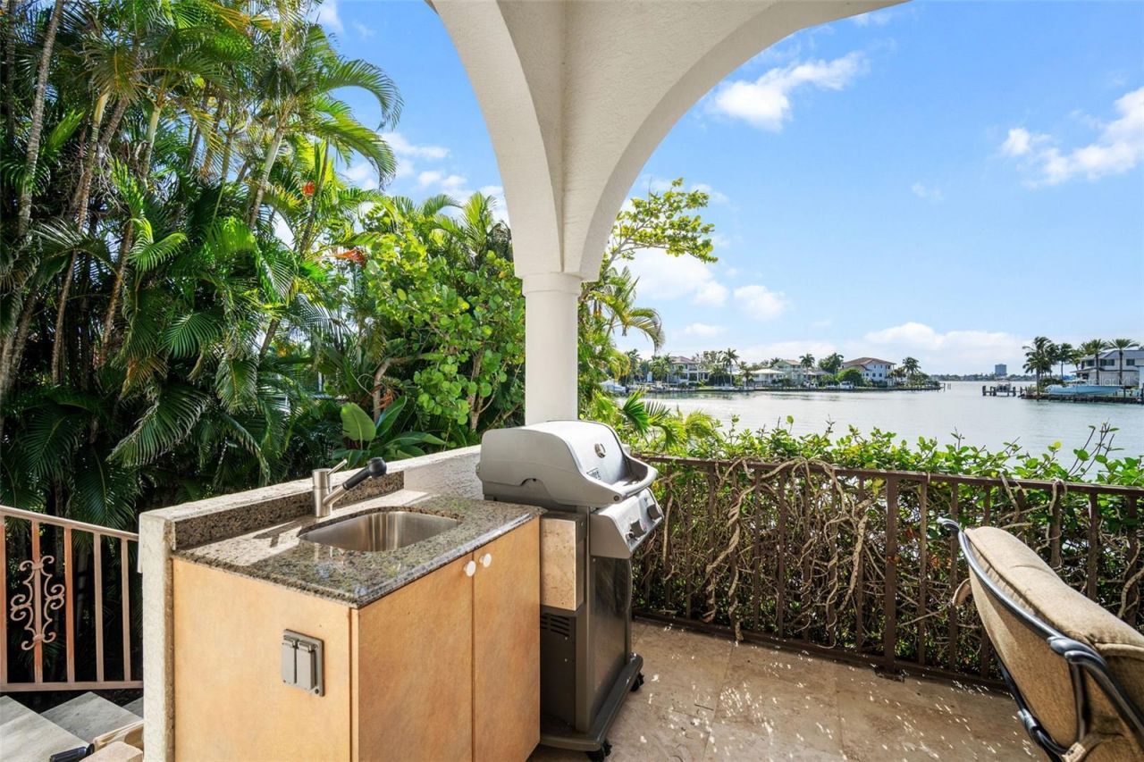 1444 Harbor Drive, Sarasota, FL 34239 Photo