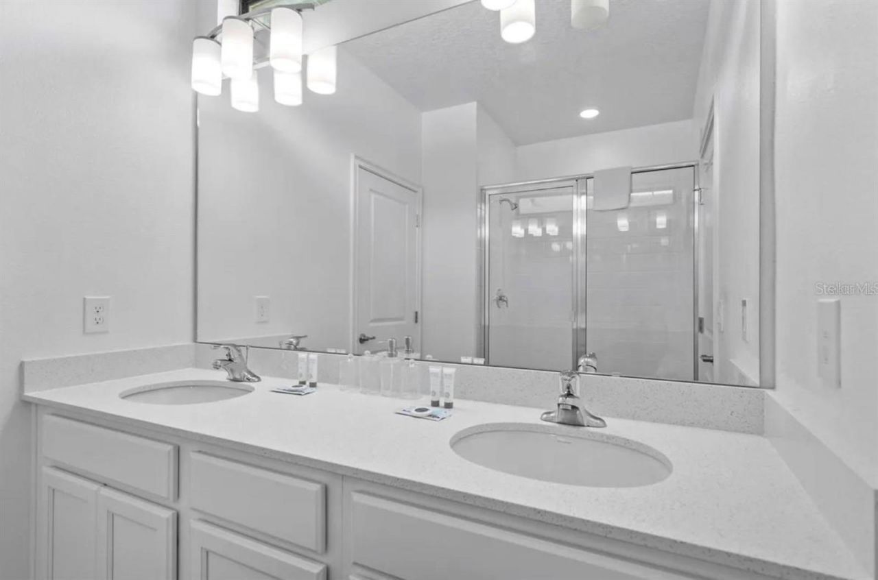 5803 High Seas Drive, Orlando, FL 32821 Photo