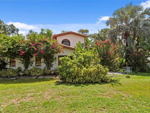 7915 FLOWERFIELD DRIVE , TAMPA, FL 33615