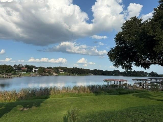 906 Johns Point Drive, Oakland, FL 34787 Photo