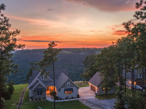 3745 Raulston Falls Road , Jasper, TN 37347