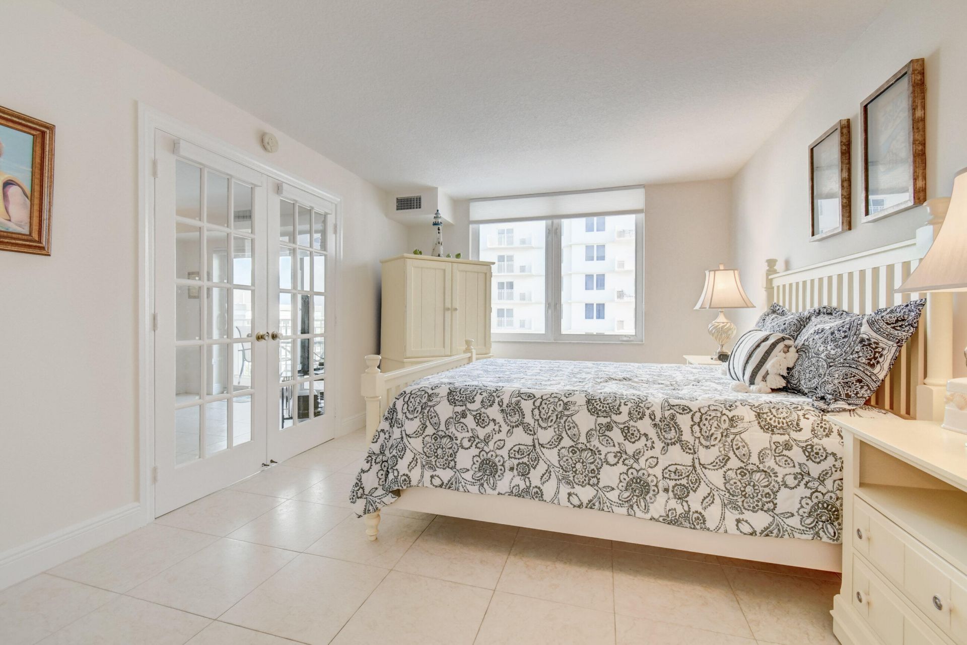 3221 S Ocean Boulevard, Unit 704, Highland Beach, FL 33487 Photo