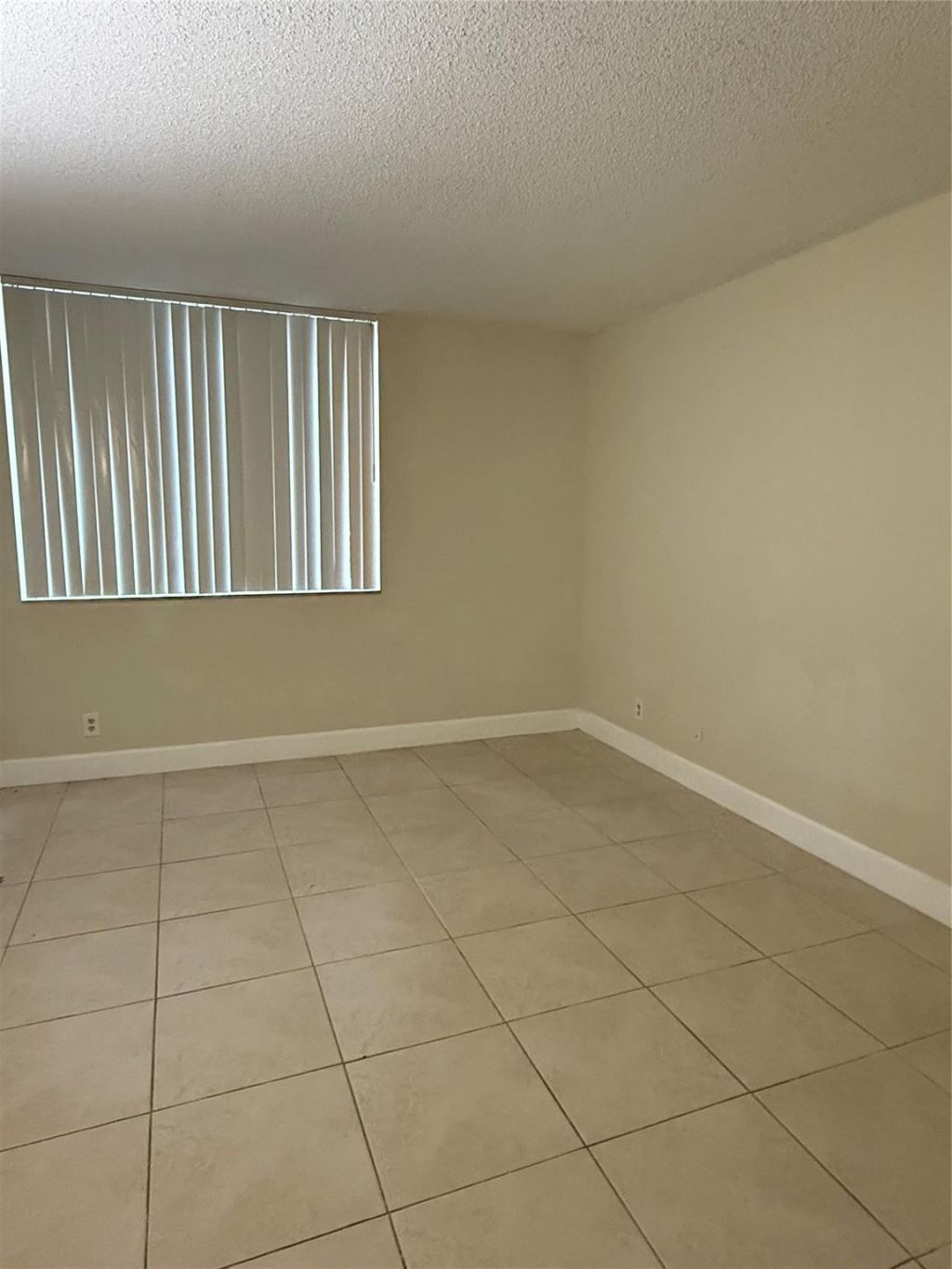 10773 Cleary Boulevard, Unit 110, Plantation, FL 33324 Photo