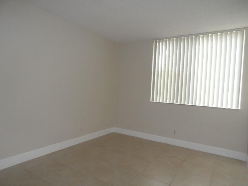 10773 Cleary Boulevard, Unit 110, Plantation, FL 33324 Photo