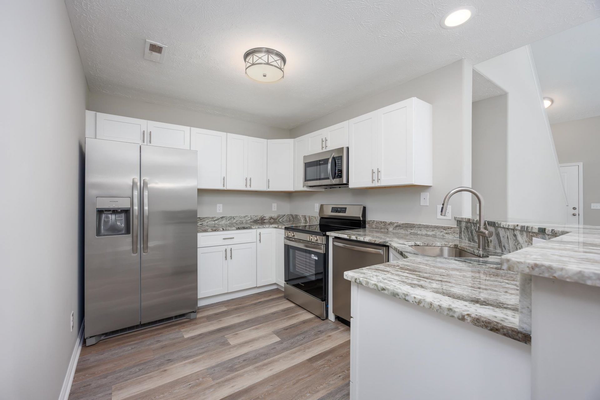 9139 Wildwood Pl. Photo 11