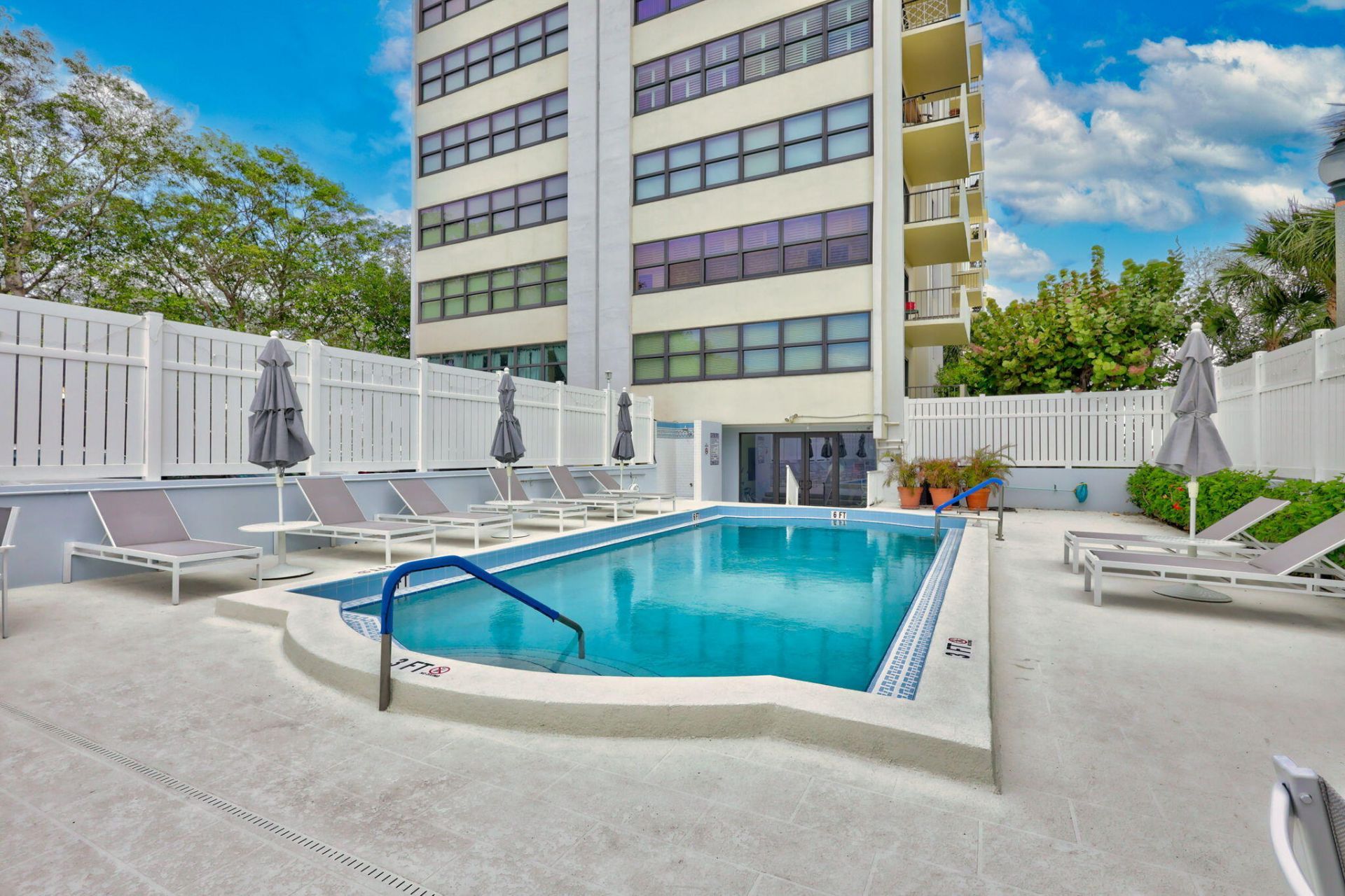 1501 S Flagler Drive, Unit 4B, West Palm Beach, FL 33401 Photo