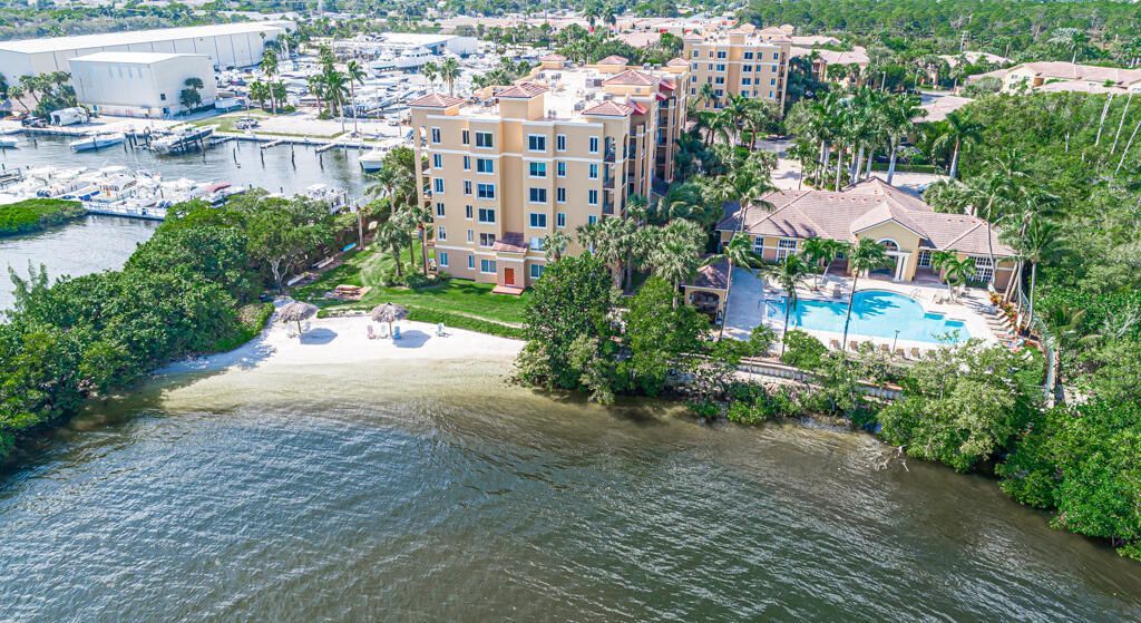 900 Scotia Drive, Unit 206, Hypoluxo, FL 33462 Photo