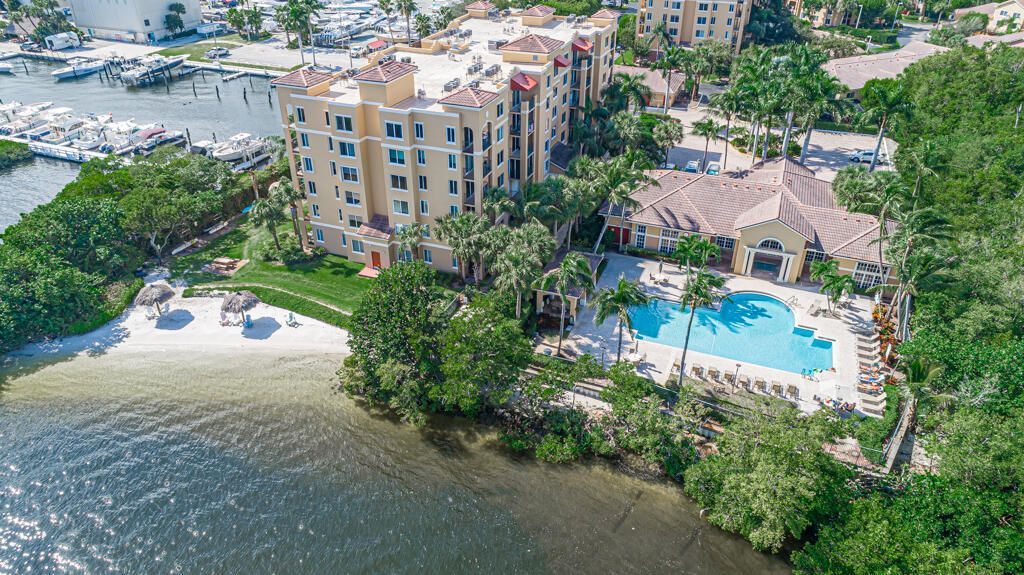 900 Scotia Drive, Unit 206, Hypoluxo, FL 33462 Photo