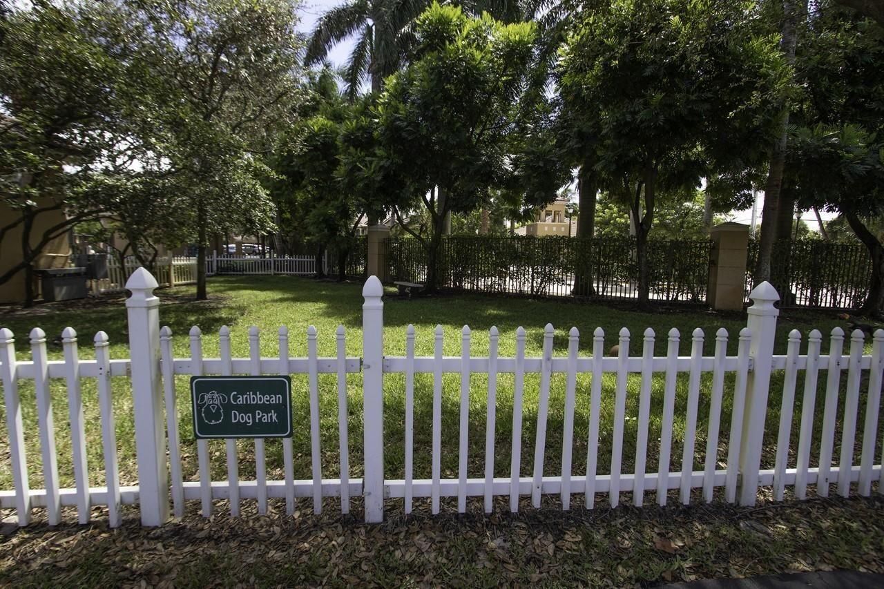 900 Scotia Drive, Unit 206, Hypoluxo, FL 33462 Photo