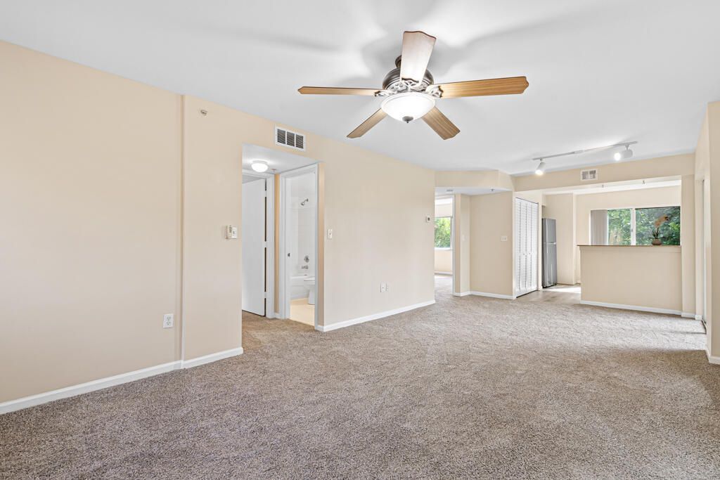 900 Scotia Drive, Unit 206, Hypoluxo, FL 33462 Photo