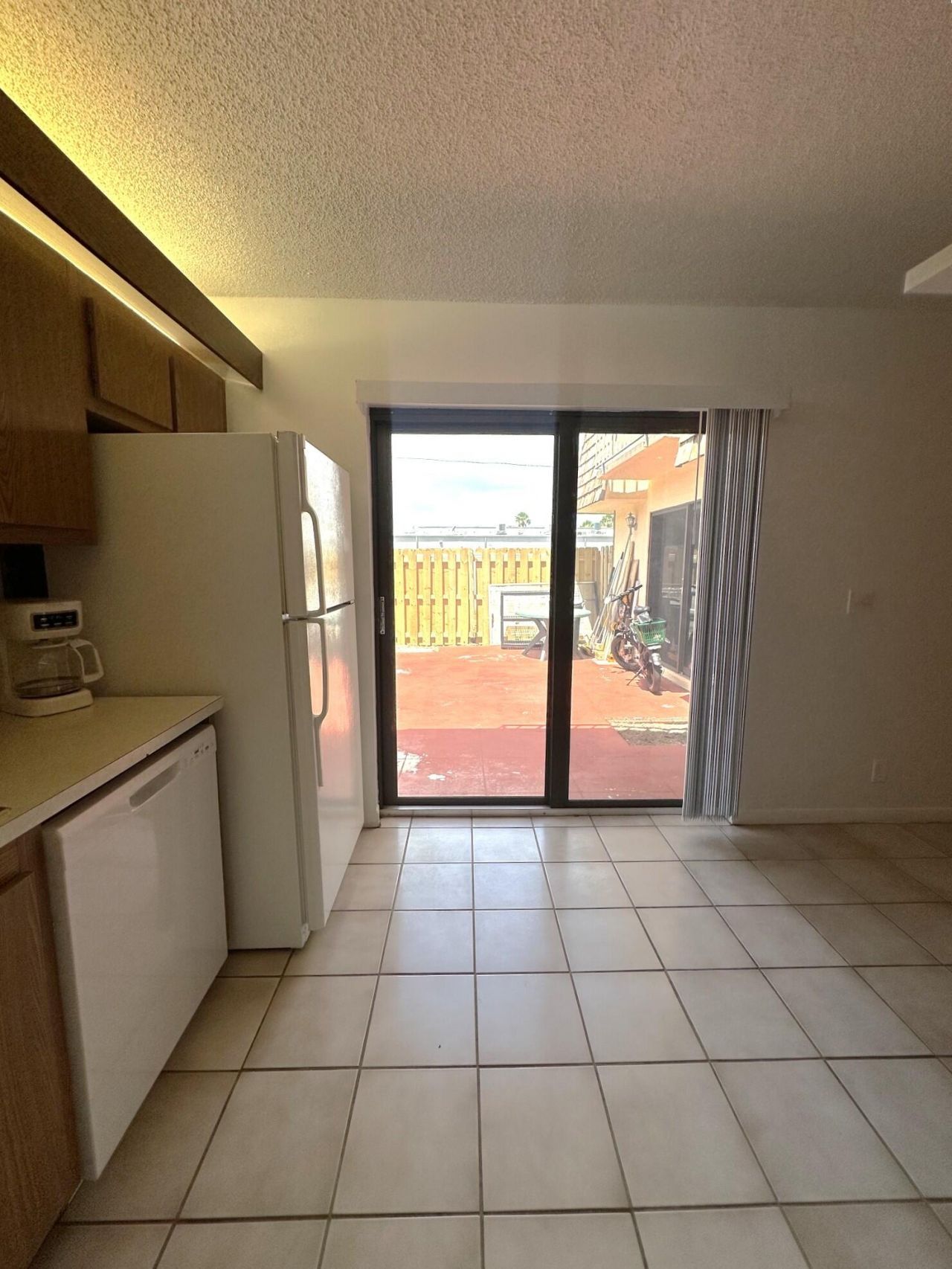 17 Lake Arbor Drive, Palm Springs, FL 33461 Photo