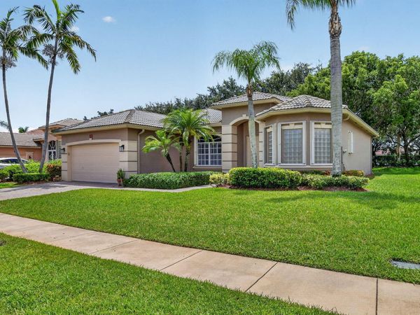9574 LANTERN BAY Circle, West Palm Beach, FL 33411
