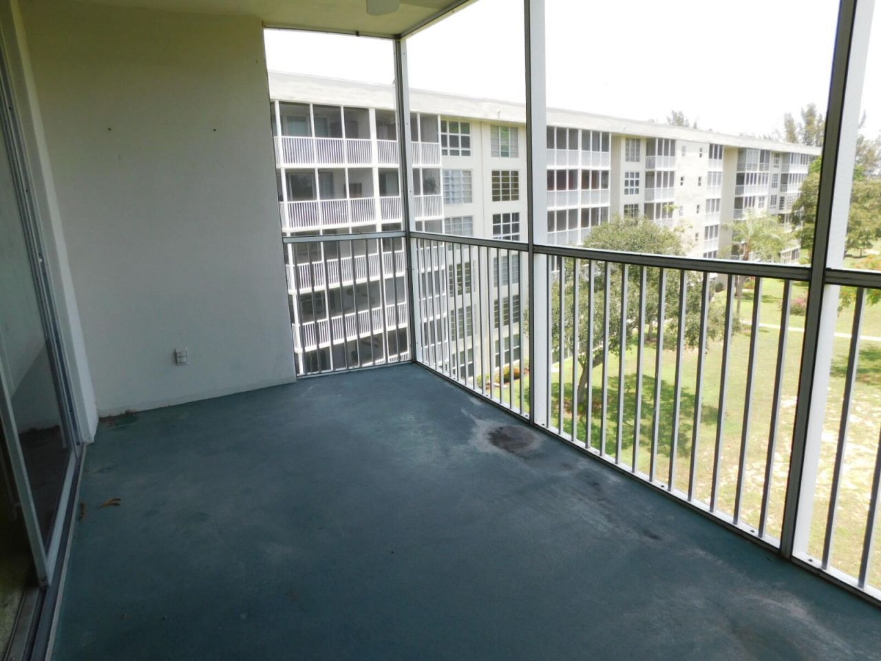 2650 S Course Drive, Unit 510, Pompano Beach, FL 33069 Photo