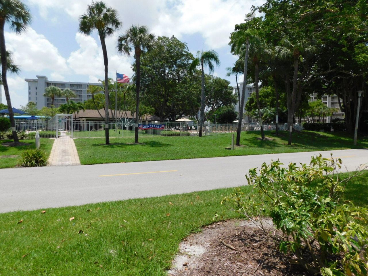 2650 S Course Drive, Unit 510, Pompano Beach, FL 33069 Photo