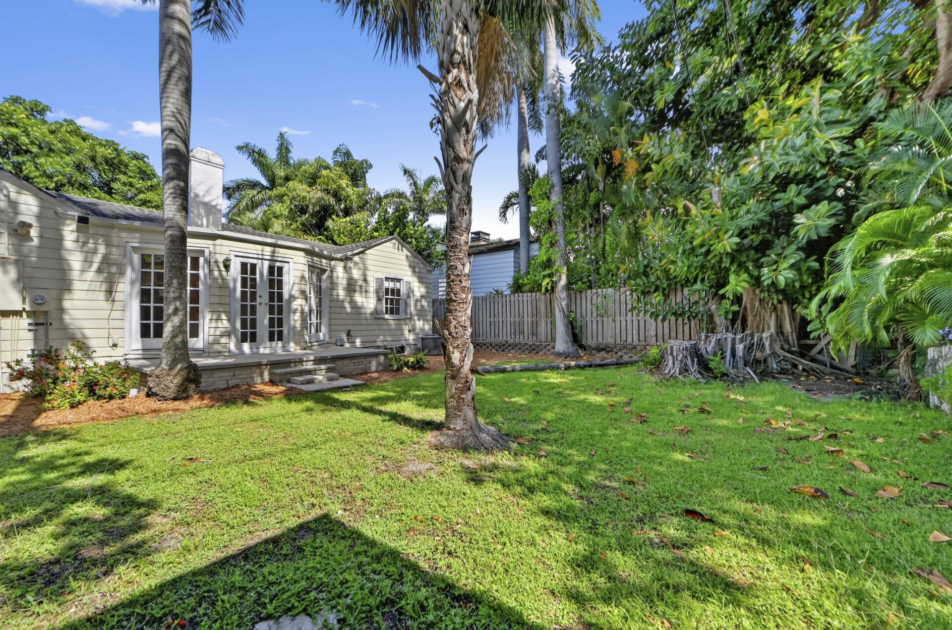 53 Palm Square, Delray Beach, FL 33483 Photo
