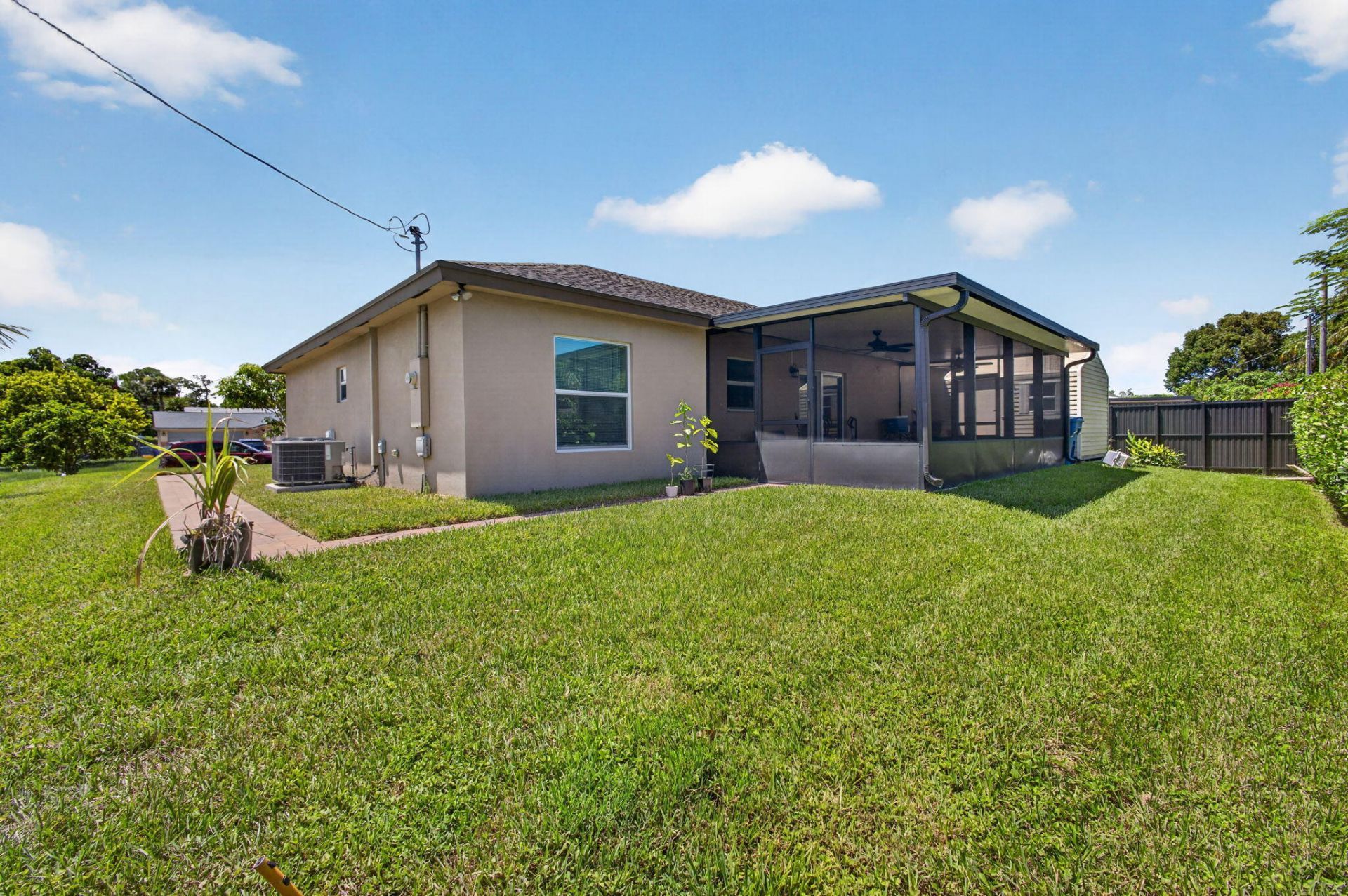 1016 Cheryl Road, Haverhill, FL 33417 Photo