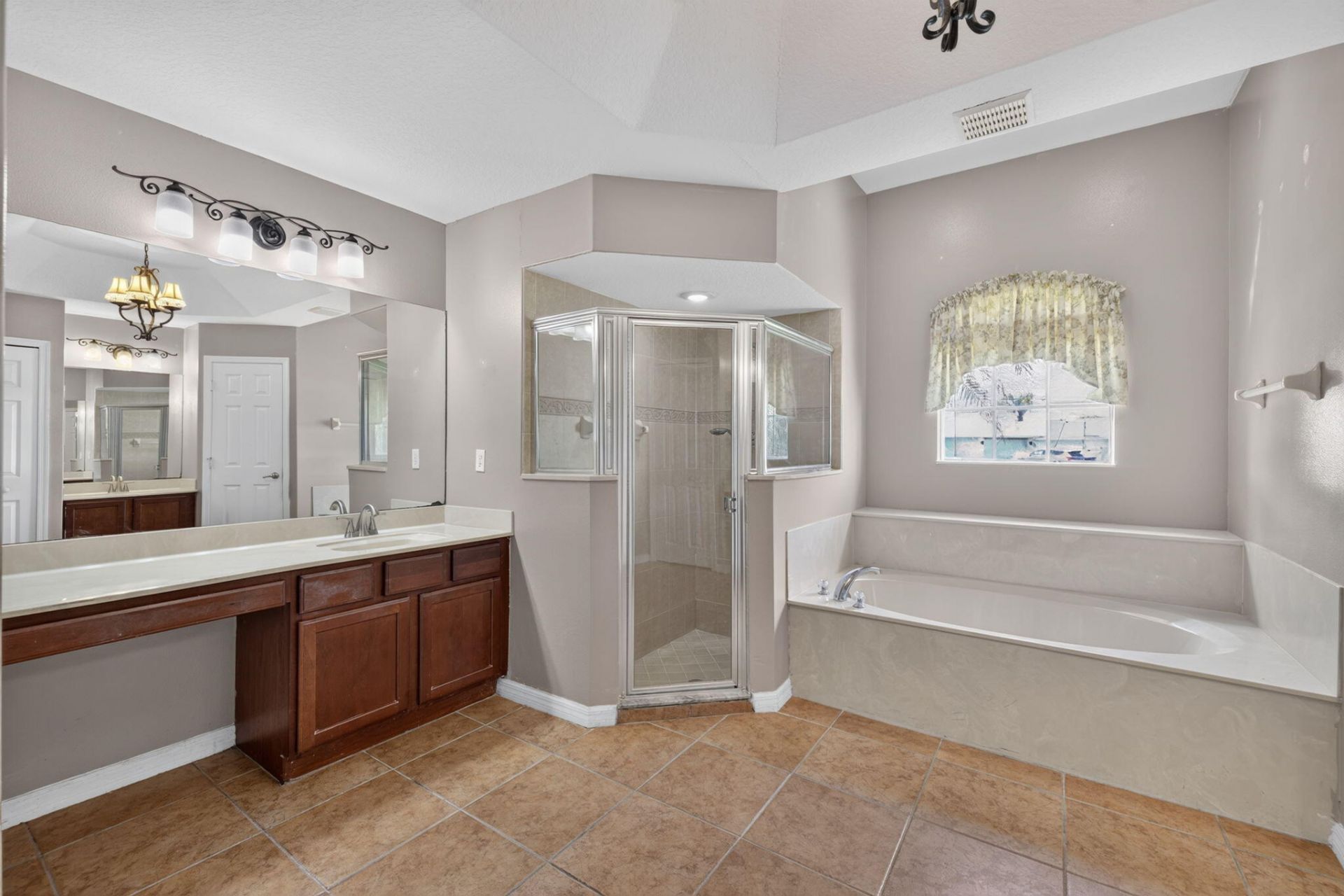 6119 NW Gause Avenue, Port Saint Lucie, FL 34986 Photo