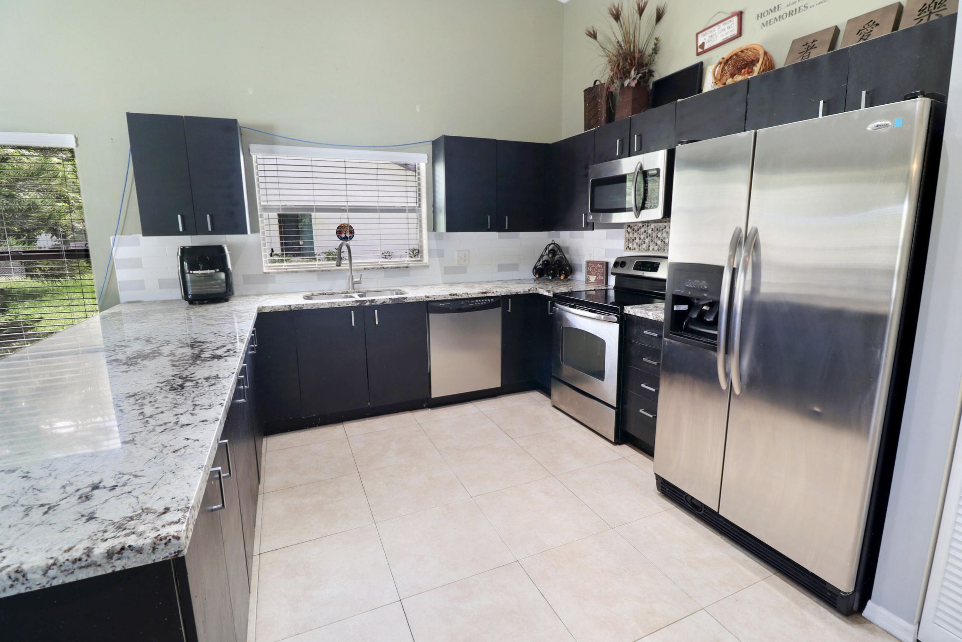 2661 Forest Drive, Miramar, FL 33025 Photo