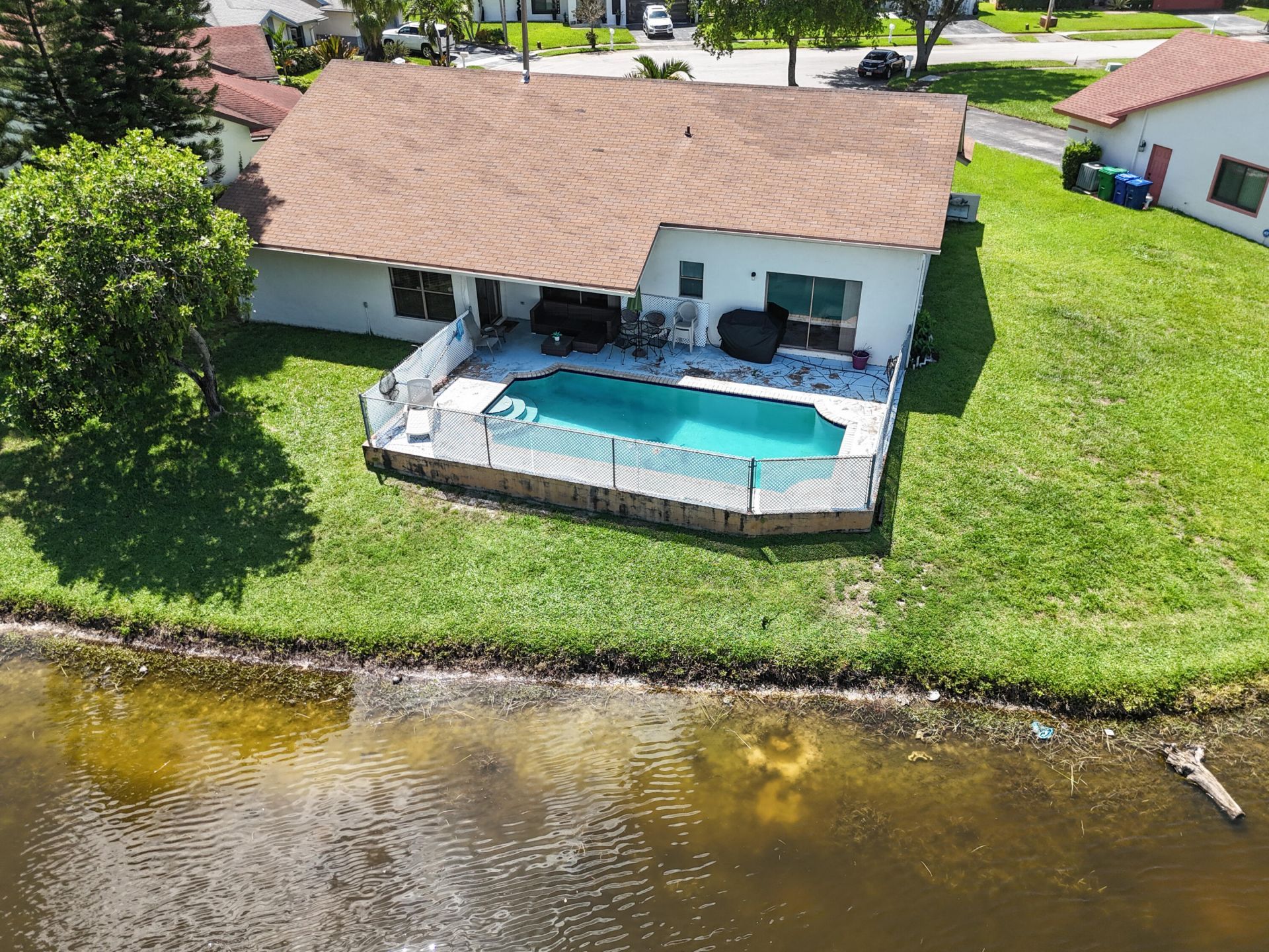 2661 Forest Drive, Miramar, FL 33025 Photo