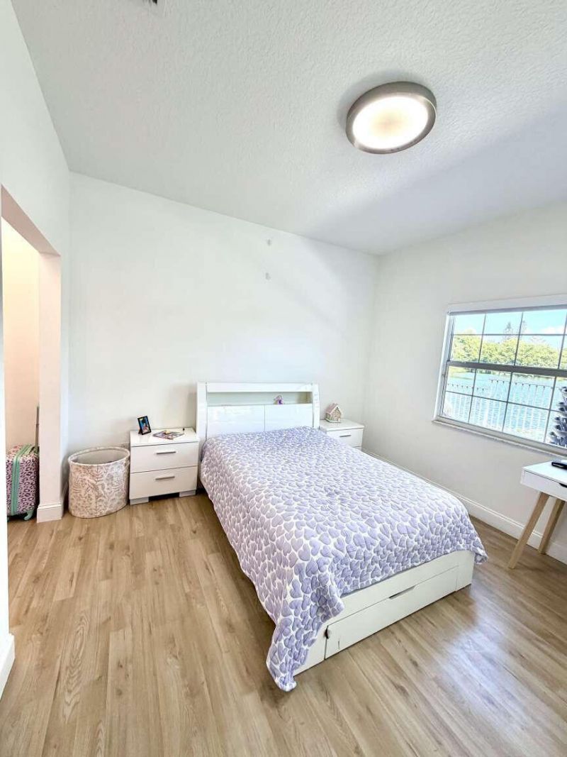 120 Saratoga Boulevard W, Royal Palm Beach, FL 33411 Photo