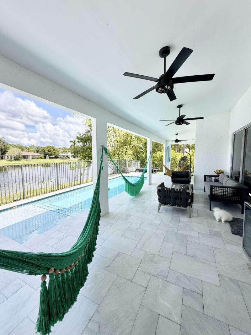 120 Saratoga Boulevard W, Royal Palm Beach, FL 33411 Photo