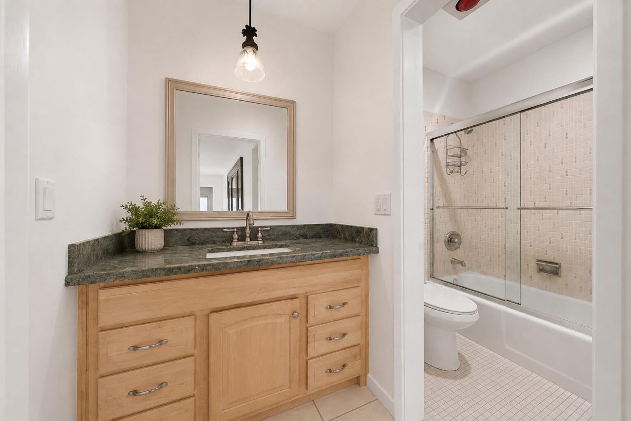 4501 S Ocean Boulevard, Unit F3, Lantana, FL 33480 Photo