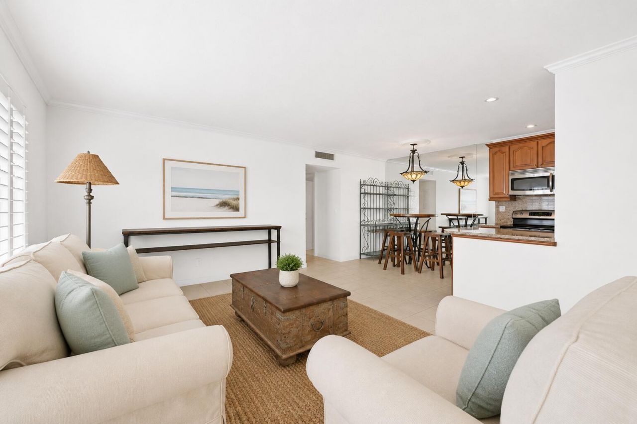 4501 S Ocean Boulevard, Unit F3, Lantana, FL 33480 Photo