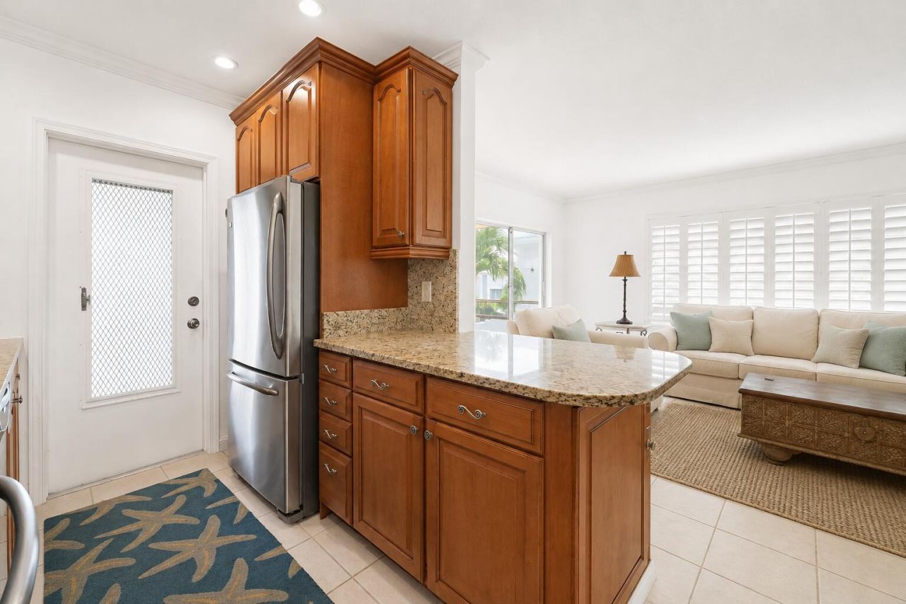 4501 S Ocean Boulevard, Unit F3, Lantana, FL 33480 Photo