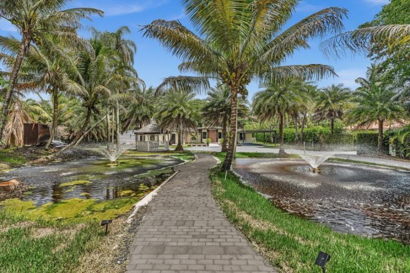 10831 SW 51st Court, Davie, FL 33328 Photo