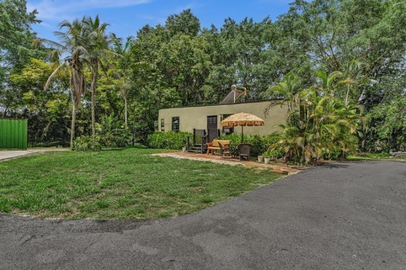 10831 SW 51st Court, Davie, FL 33328 Photo