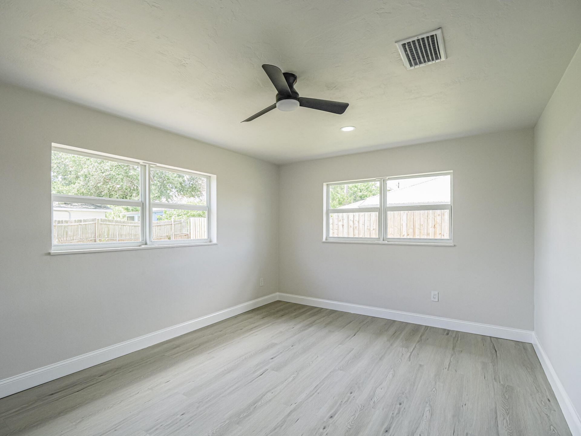 375 Manly Avenue, Sebastian, FL 32958 Photo
