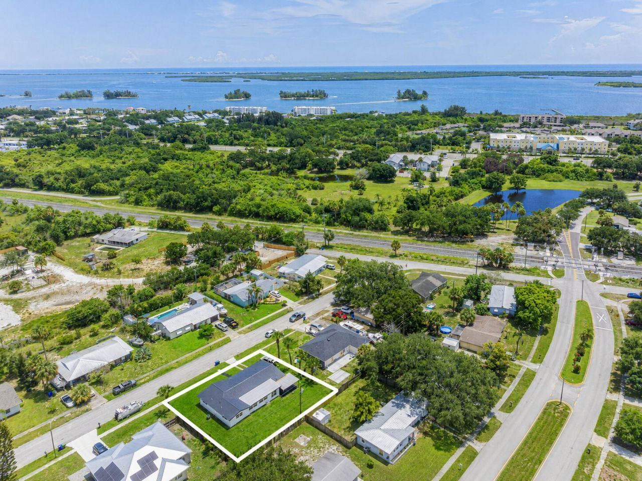 375 Manly Avenue, Sebastian, FL 32958 Photo
